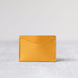 Yellow veg-tanned leather card holder 1枚目の画像