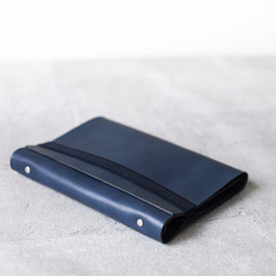 A5 navy refillable leather journal/notebook 3枚目の画像