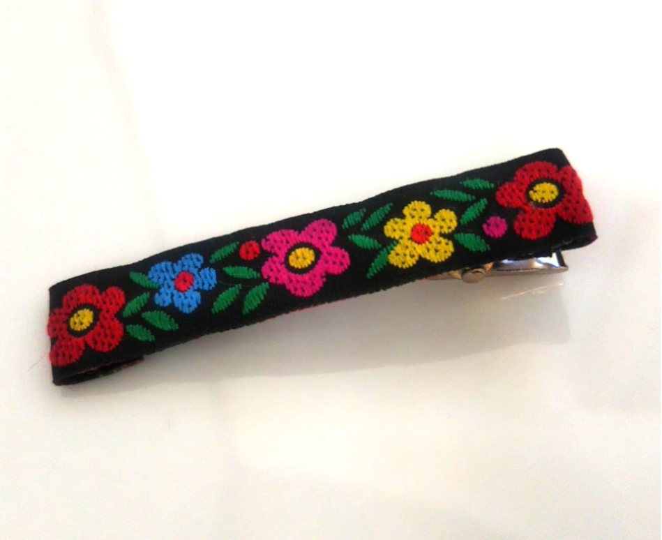 ベビーヘアクリップチューリップ柄チロリアンリボン