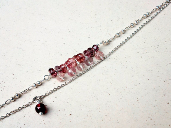 ･･❈ O Chirp ❈ ･･ 莓紅色雨滴 ｛天然石純銀手鍊  尖晶石、石榴石｝ 第1張的照片
