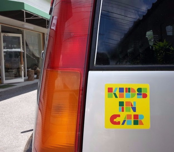 KIDS IN CAR【車用ステッカー】／グリーン 5枚目の画像