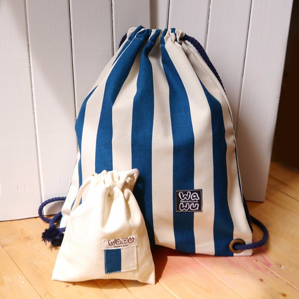WaWu 束口後背包+小收納袋 (條紋藍) 訂製款* 第2張的照片