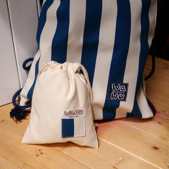 WaWu 束口後背包+小收納袋 (條紋藍) 訂製款* 第6張的照片