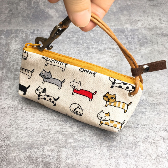 拉鍊鑰匙包 (牛奶排排貓) 日本布 接單生產* 第9張的照片