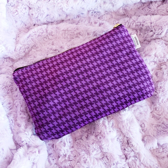 附魔的紫色小袋，用於存放聖誕節禮物和麵具盒 第4張的照片