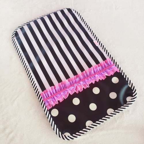ダブルフリルなモノクロドットとストライプのランドセルカバー サイズ  