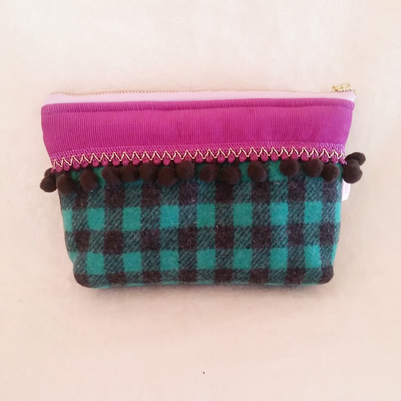 羊毛檢查蓬鬆的小袋“綠色x紫色” 第1張的照片