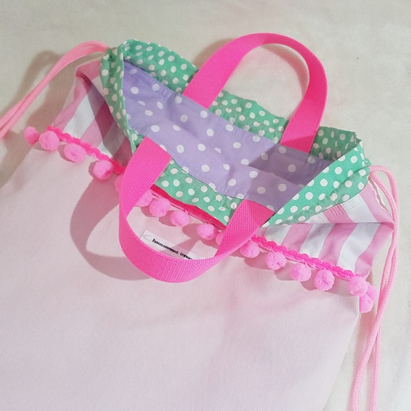 訂購商品粉色條紋和圓點背包（按訂單生產） 第4張的照片