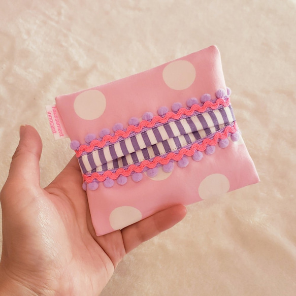 粉色少女口袋紙巾盒 第2張的照片