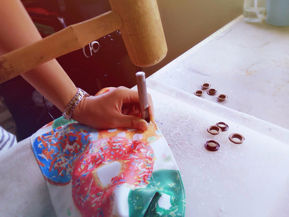『棉繩水桶包』原創插畫-夏季甜甜圈 第10張的照片