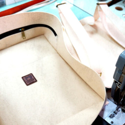 「琥珀色のキャンバスハンドバッグ」豆腐レンガバックパックリネングレー 3枚目の画像