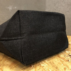 『琥珀帆布手提包』手提小包日系亞麻布製作-消碳黑 第4張的照片