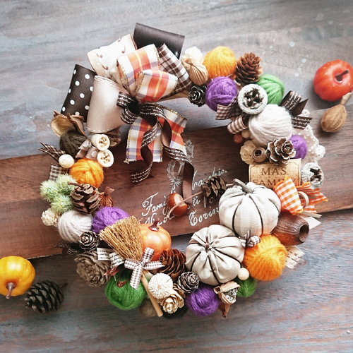 ハロウィンリース ハロウィンスリース(23cm)＊秋色ポンポンとファブリックパンプキン