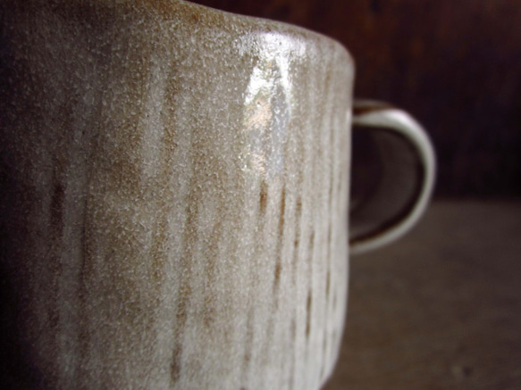雪の白の釉薬マグカップ/コーヒーカップをつまん 3枚目の画像