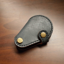 IPPI－GOGORO鑰匙皮套-口袋款－黑色擦蠟 真皮／手工 第3張的照片