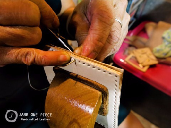 形状のペンホルダー原色野菜なめし牛革を合理化。手縫い[ジェーンワンピース] 9枚目の画像