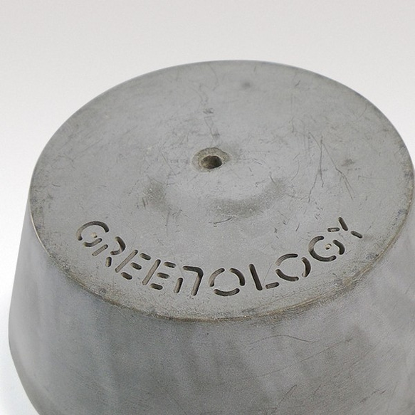 Greenology 水泥圓碟形花器(小) 第6張的照片