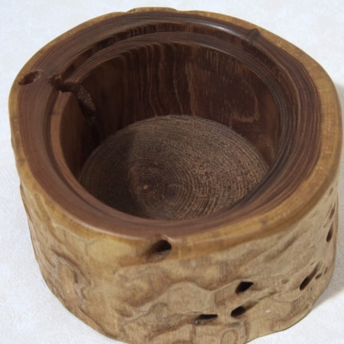 木の株 果物入れ