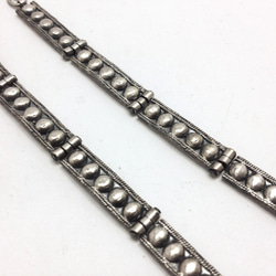 8月の長い銀のイヤリングのジオメトリ（ダブルバー）（アンティークシルバー）|ジオメトリ 2枚目の画像