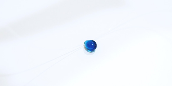 マーメイドの涙。透明国不可視のネックレス（鎖骨チェーン）/ガラスクリスタル/水滴ネックレス 2枚目の画像