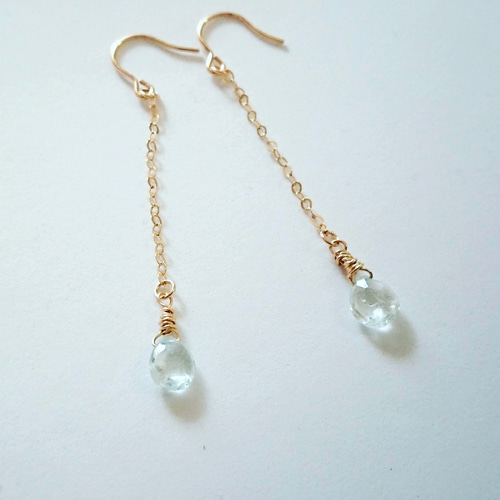 スカイブルートパーズのドロップピアス ピアス（フック・チェーン