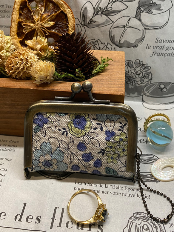 再販　❷ yuwa ブルー　花柄  アクセサリーケース　携帯用ジュエリーがま口 8枚目の画像