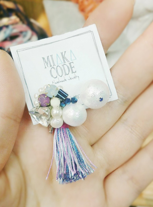 Hand-beaded Jewelry with (Purple+Royal Blue)Tassel Earrings 4枚目の画像