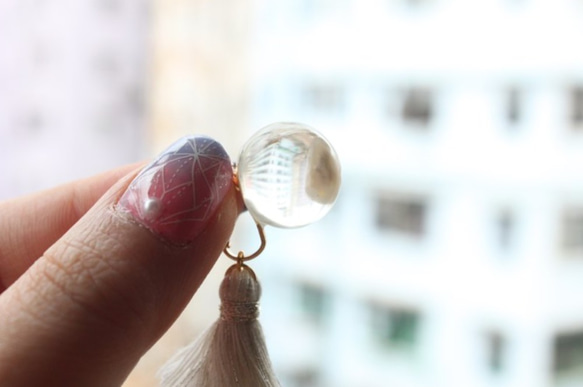 Freshwater pearls resin jewelry Earclips 4枚目の画像