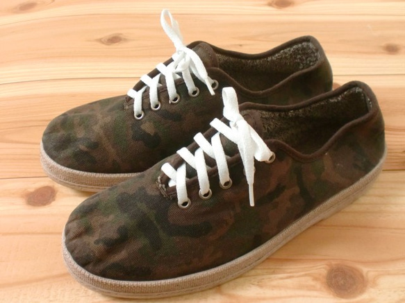 ホーンガーメントカモフラージュスニーカー ホーンガーメント