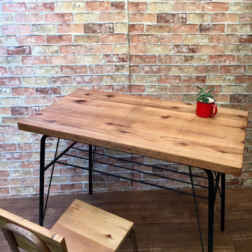 【アンティーク】鉄足テーブル 作業台 アイアン 木製 無垢材 カフェテーブル 無垢材を使った飲食店向け鉄脚テーブル500〜800サイズ@大阪東京店舗