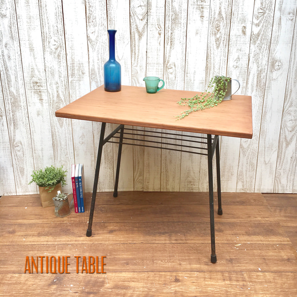 ◇アンティーク調 シンプルなアイアン脚のテーブル リビングテーブル カフェテーブル◇ 1枚目の画像