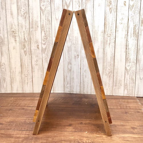 木製メニューボード 幅56×高さ101cm｜セブンビューティー