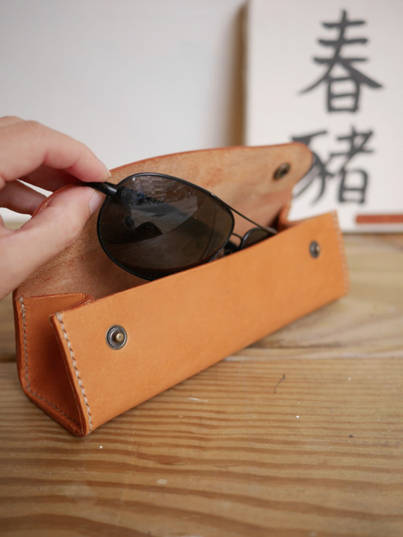 三角形筆盒 眼鏡盒 | 手工皮件 第4張的照片