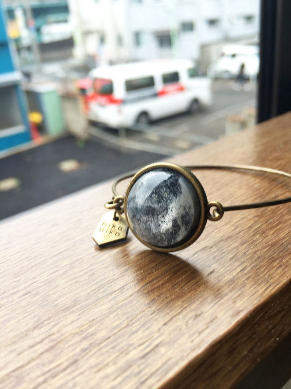 Luna Surface Bangle (Size : M) 第3張的照片