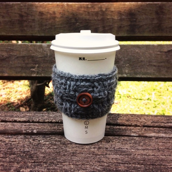 [U'NIDO] 原創手作 都會暖心日常咖啡杯套 - 4色/ 毛線手鉤編織/ 隨身環保/ 暖心禮物/ 情人節/ 聖誕禮物 第4張的照片