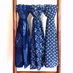 [U'NIDO]原創手作 天然藍染印花100%純棉圍巾-秘境池塘意象圖紋/ 涼爽舒適/ 中性設計/ 適合情侶/ 暖心禮物 第4張的照片