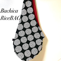 RiceBAG まるまる小花（ブラック）：内ポケット付き 1枚目の画像