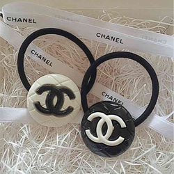 ゆら2525 春夏コレクション CHANEL ヘアピン　箱ショッパー付き ゆら様 専用2525 春夏コレクション CHANEL ヘアピン 箱