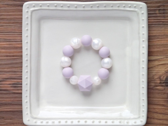 歯固めにぎにぎ pearl+lavender 3枚目の画像