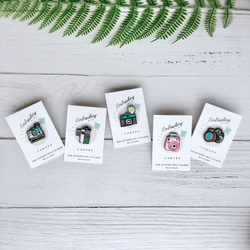 Littdlework小さな刺繍バッジ - ヴィンテージポラロイドカメラ 2枚目の画像