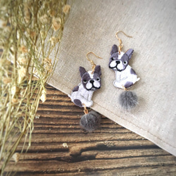 Littdlework手刺繍のイヤリング|毛玉フレンチブルドッグ&lt;925スライバー&gt; 1枚目の画像