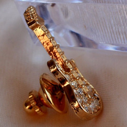 [免運費] Crystal Guitar Tuck Pin / Lapel Pin [Made in Japan] 第2張的照片