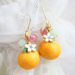 蜜柑和小花造型耳針/夾式耳環【日本製】 P-2327 第1張的照片