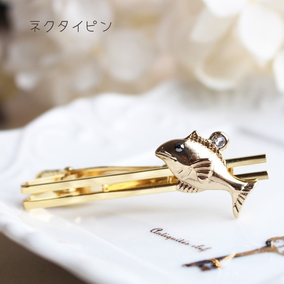 珊瑚 ネクタイピンとカフスのセット 金魚 本珊瑚 ネクタイピン カフスセット - メルカリ