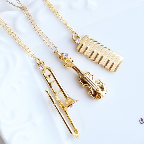 音楽楽器デザイン ネックレス ネックレス ト音記号 ペンダント 音符 ゴールド シルバー ジルコニア