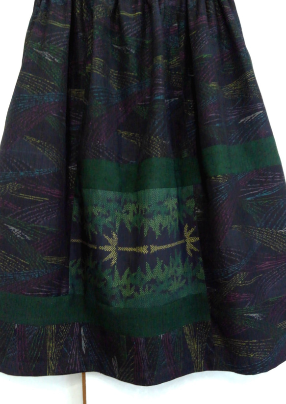 着物リメイク♪3着の紬で作ったシックなパッチスカート（裏地付き）丈７５ｃｍ 4枚目の画像