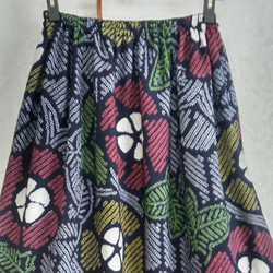 着物リメイク♪ちょっと長めの有松鳴海絞りで作ったシンプルなスカート☆裏地付き：８２ｃｍ丈 4枚目の画像