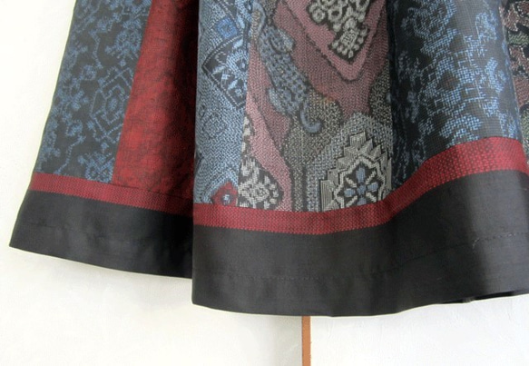 【4/3まで送料無料】着物リメイク♪６種類の大島紬でゴージャススカート（裏地付き） 4枚目の画像