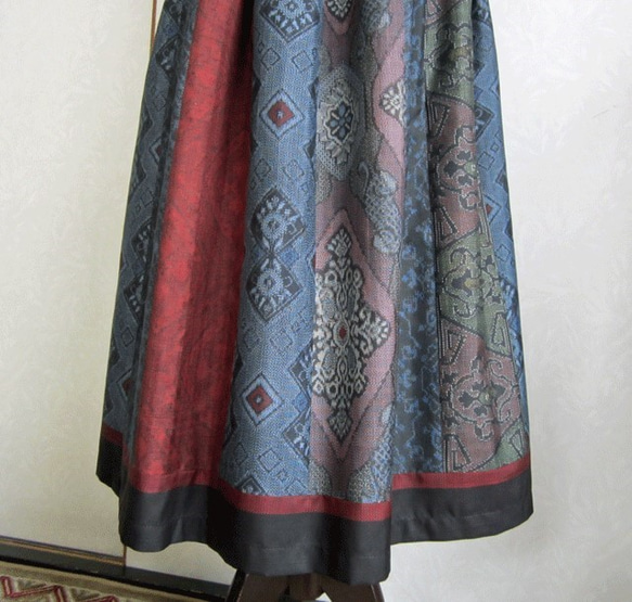 【4/3まで送料無料】着物リメイク♪６種類の大島紬でゴージャススカート（裏地付き） 6枚目の画像