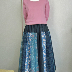 着物リメイク♪ブルー系４種類の大島紬の２段ティアードスカート（裏地付き） 2枚目の画像